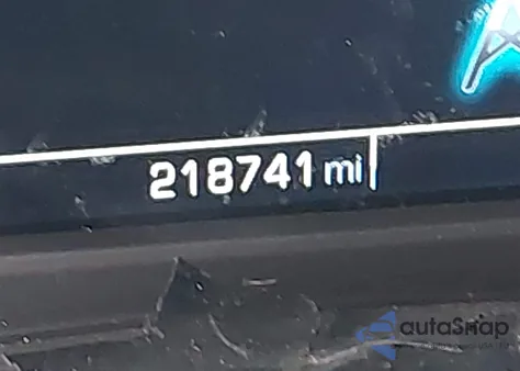 2019 Chevrolet Suburban Lt from USA, damaged, VIN 1GNSKHKC4KR275935